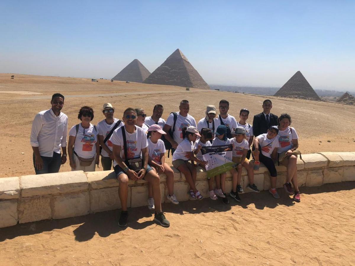 Magical Pyramids Hotel Каир Экстерьер фото
